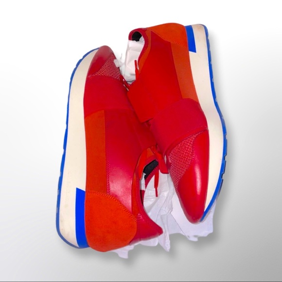 Balenciaga - Picture 5 of 8